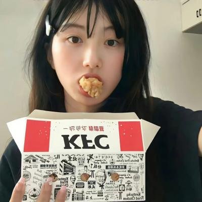 厨窗外的天空